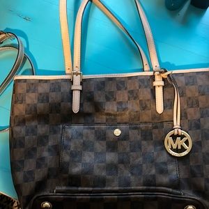 Lightly used Michael kors bag